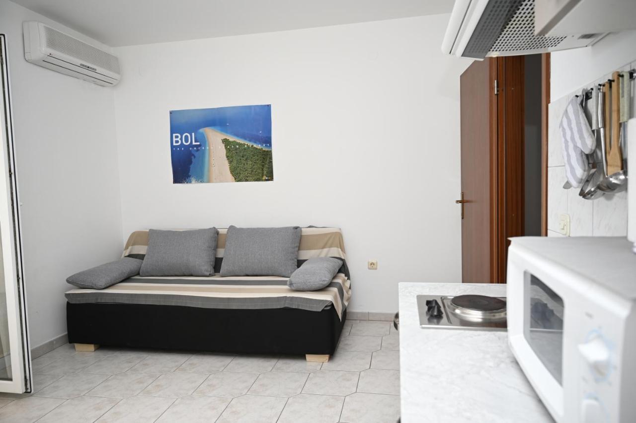 Apartments "Sea View" Miki & Ivana Bol Luaran gambar